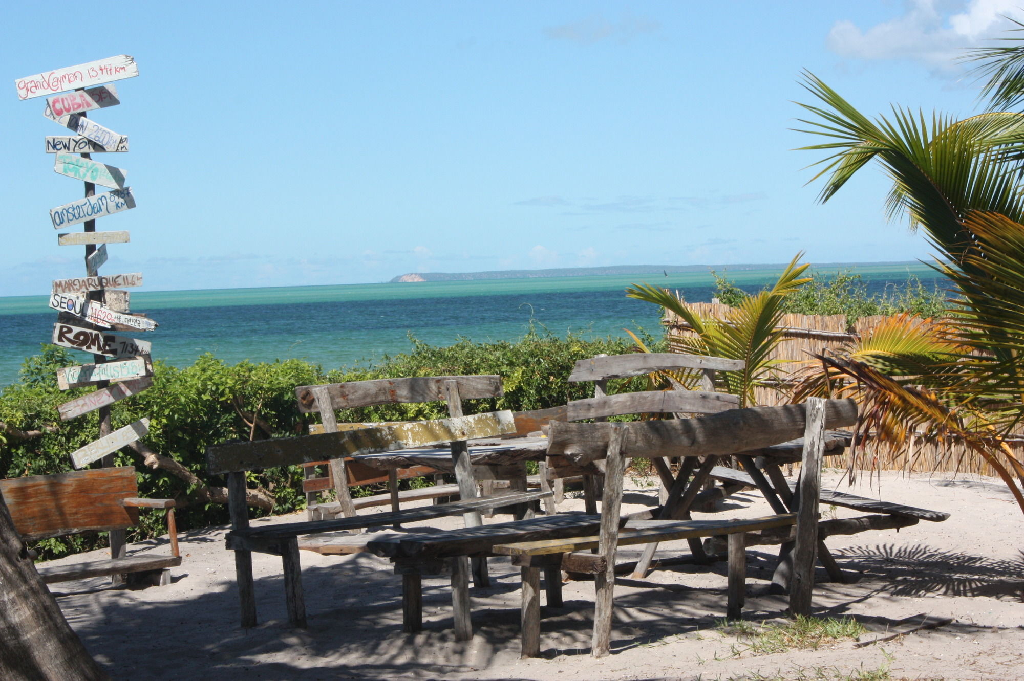 Baobab Beach Lodge And Backpackers Vilankulo Buitenkant foto